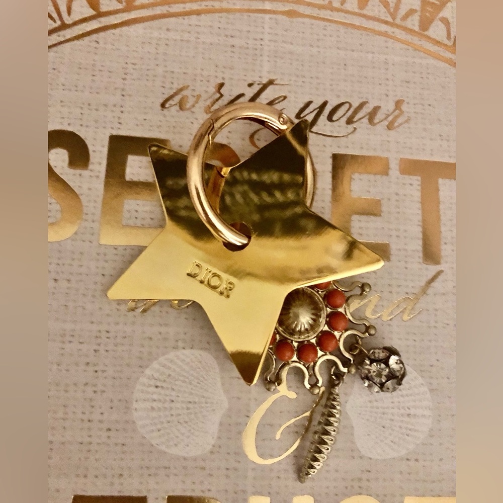 DIOR Authentic Golden Star to Bag Charm / Key Chain (New!)